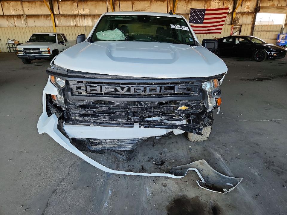 2026 CHEVROLET SILVERADO K1500 CUSTOM — Фото 5 из 12
