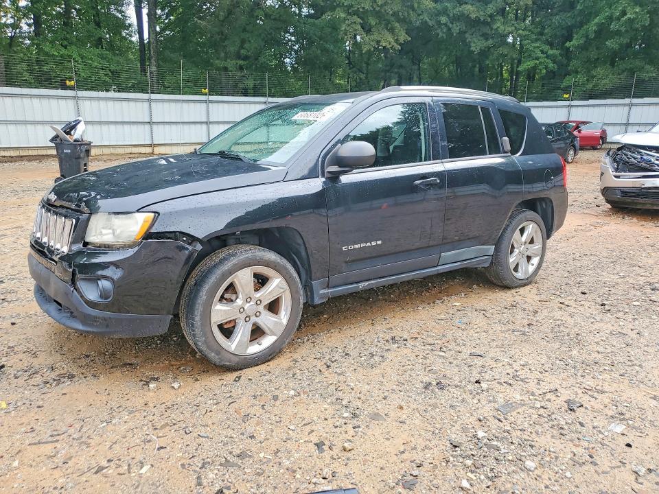 1J4NT5FB3BD157255 2011 JEEP COMPASS photo no. 1