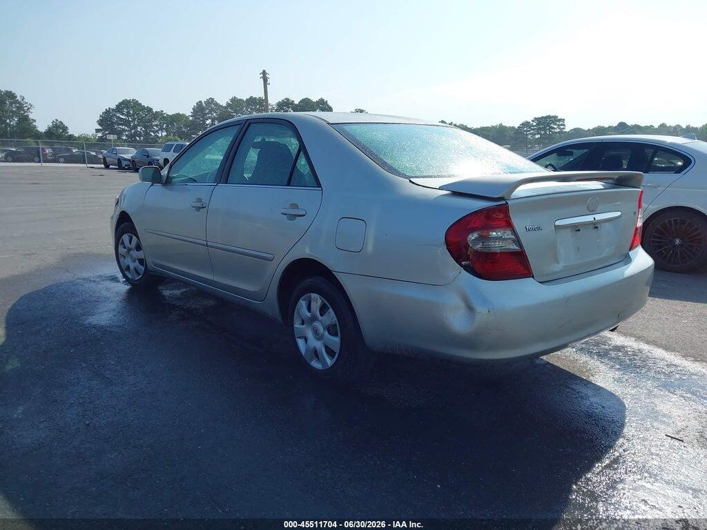 4T1BE32KX2U087052 2002 TOYOTA CAMRY photo no. 3