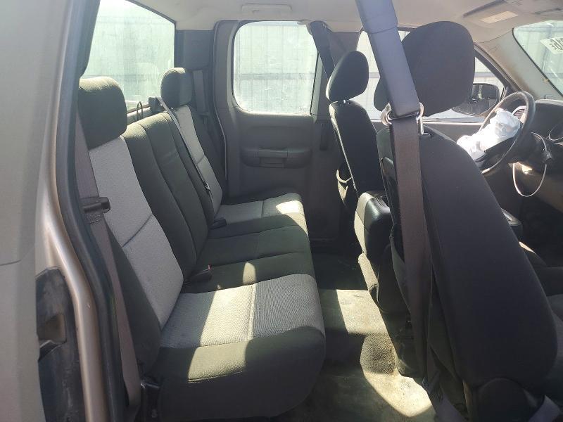 2008 CHEVROLET SILVERADO C1500 — Фото 10 из 12
