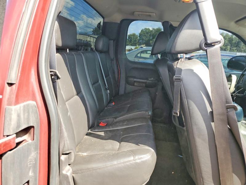 2008 CHEVROLET SILVERADO K1500 — Фото 10 из 12