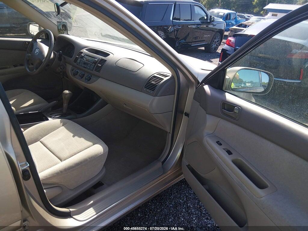 4T1BF32K82U031074 2002 TOYOTA CAMRY photo no. 5