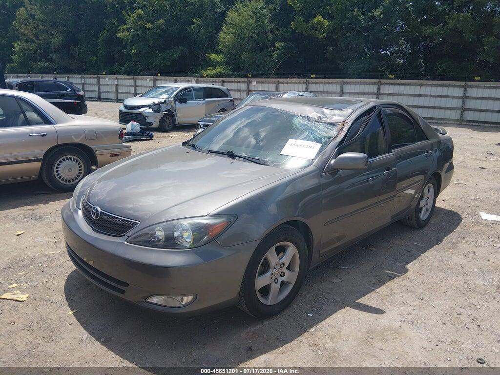 4T1BF32K82U520607 2002 TOYOTA CAMRY photo no. 2