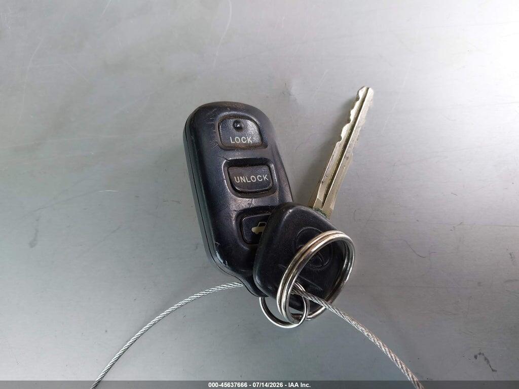 JTDBE32K520067190 2002 TOYOTA CAMRY photo no. 11