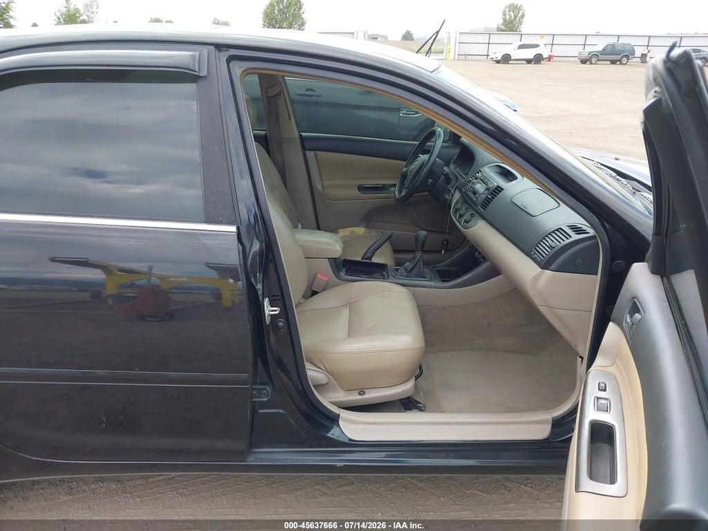 JTDBE32K520067190 2002 TOYOTA CAMRY photo no. 5
