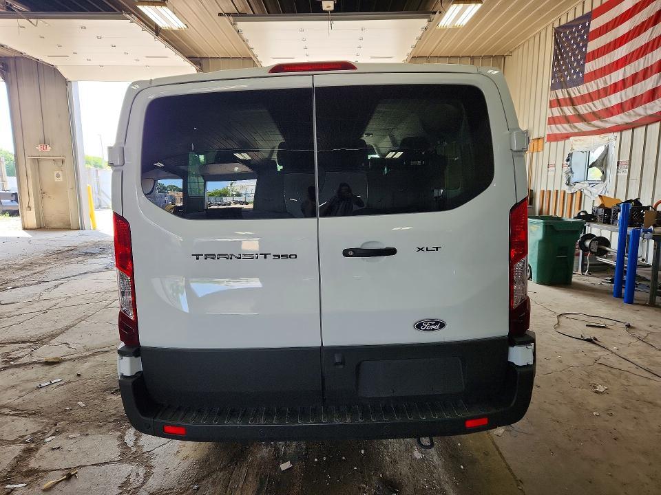 2026 FORD TRANSIT T-350 — Фото 6 из 13