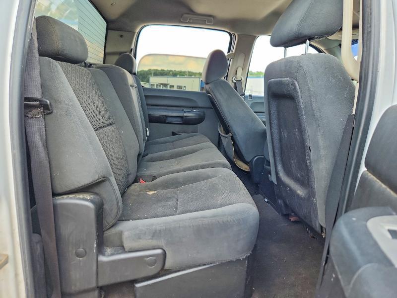 2008 CHEVROLET SILVERADO K1500 — Фото 10 из 12