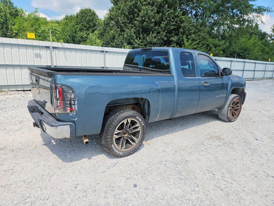 2008 CHEVROLET SILVERADO C1500 — Фото 3 из 12