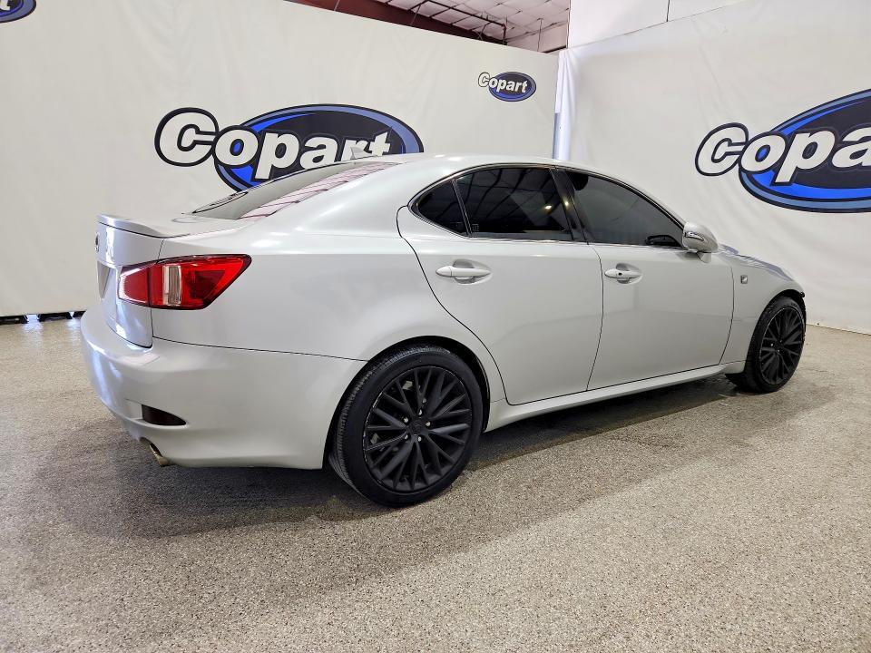 2011 LEXUS IS 250 BASE — Фото 3 из 13