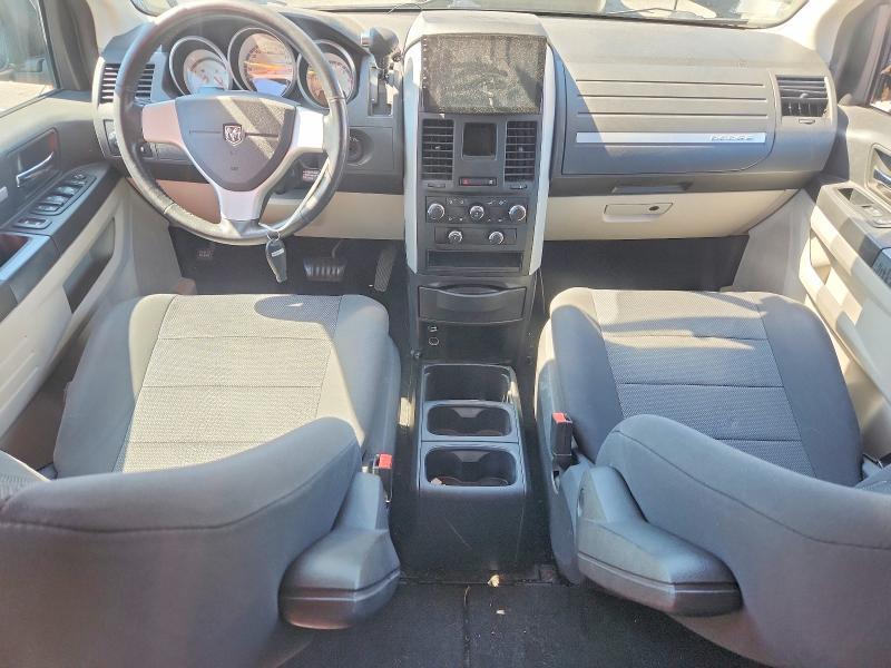 2008 DODGE GRAND CARAVAN LE — Фото 8 из 13