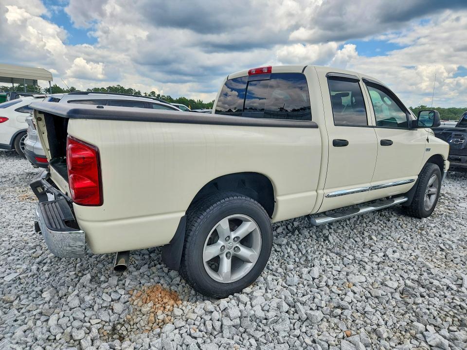 2008 DODGE RAM 1500 ST — Фото 3 из 12