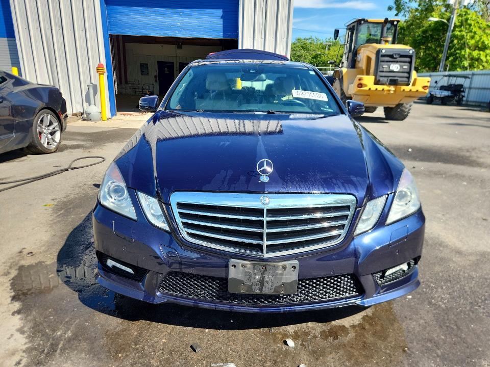 2011 MERCEDES-BENZ E 350 4MATIC — Фото 5 из 12