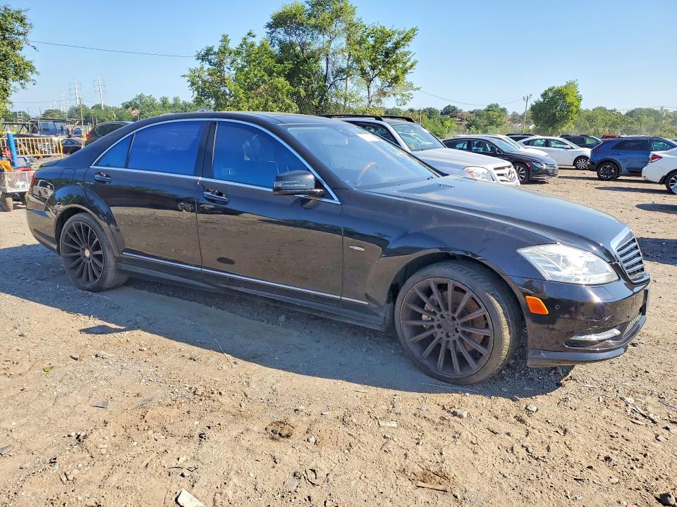 2011 MERCEDES-BENZ S 400 — Фото 4 из 12