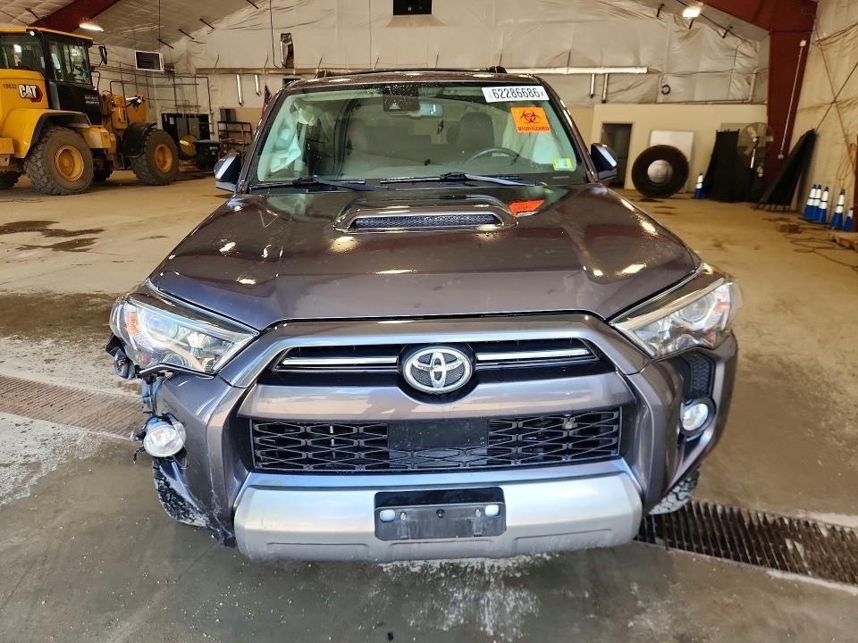 2020 TOYOTA 4RUNNER TRD OFF-ROAD PREMIUM — Фото 5 из 13