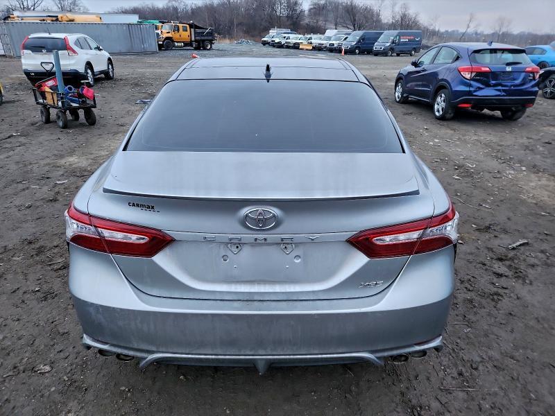 2020 TOYOTA CAMRY XSE — Фото 6 из 12