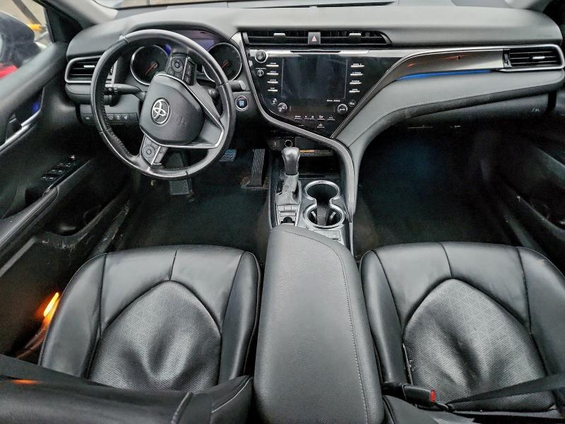 2020 TOYOTA CAMRY XSE — Фото 8 из 12