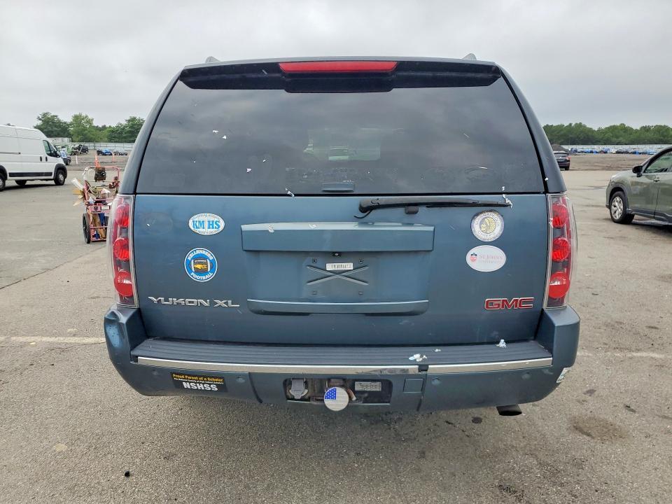 1GKFK66818J149242 2008 GMC YUKON XL photo no. 6