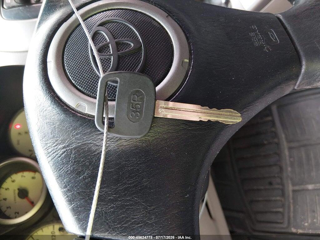 JTEGH20V526007861 2002 TOYOTA RAV4 photo no. 11