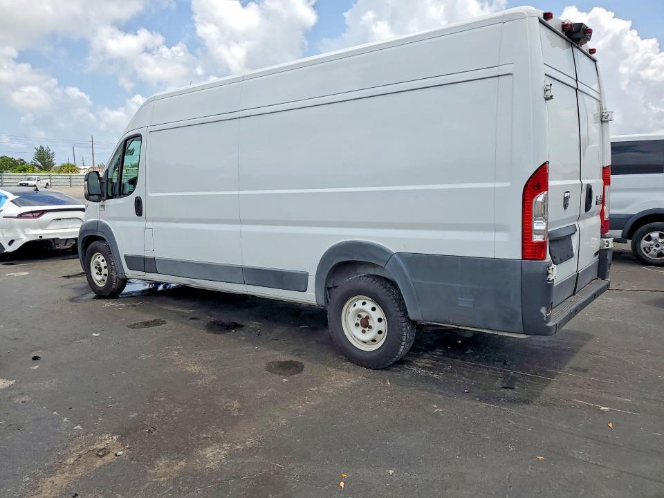 2015 RAM PROMASTER 3500 DELIVERY VAN — Фото 2 из 13