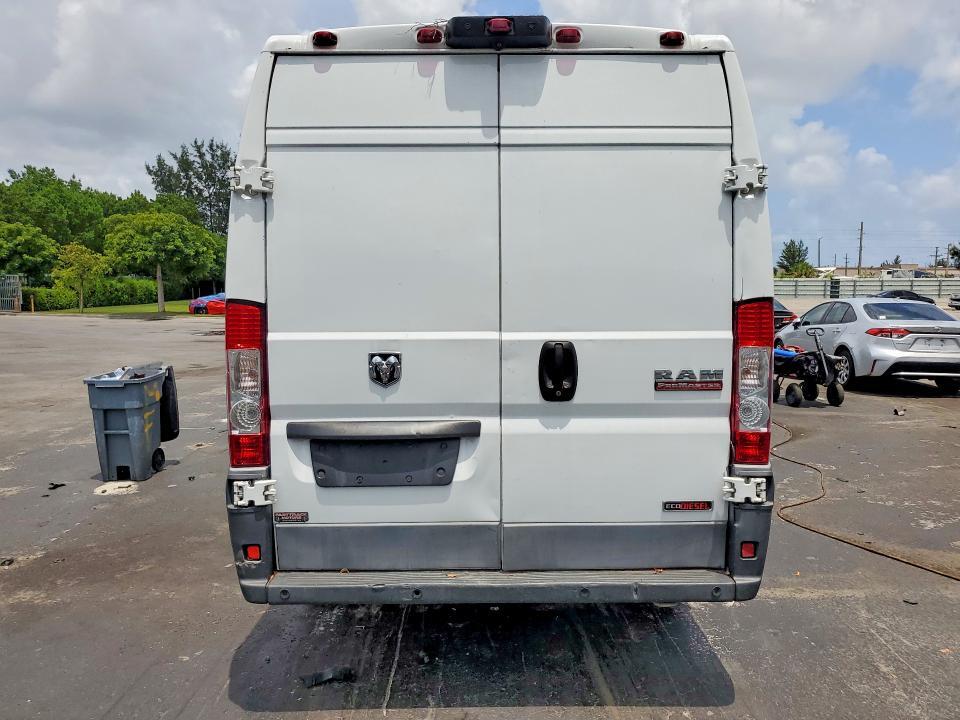 2015 RAM PROMASTER 3500 DELIVERY VAN — Фото 6 из 13