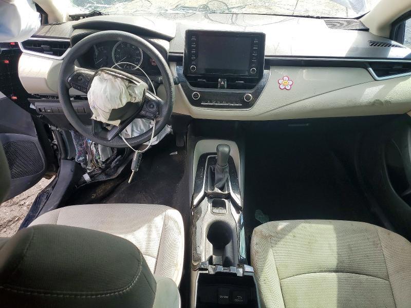 2020 TOYOTA COROLLA LE — Фото 8 из 12