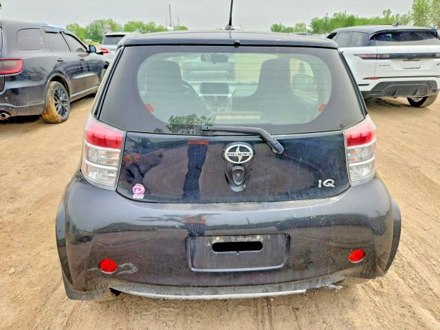 2015 SCION IQ BASE — Фото 6 из 12