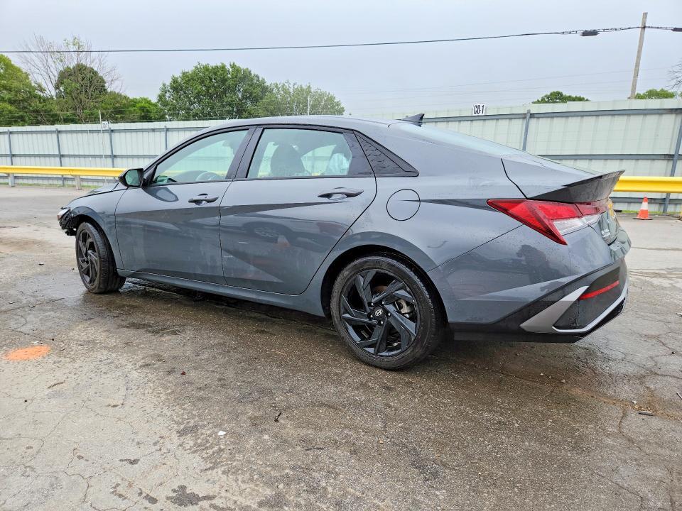 2026 HYUNDAI ELANTRA SEL SPORT — Фото 2 из 13