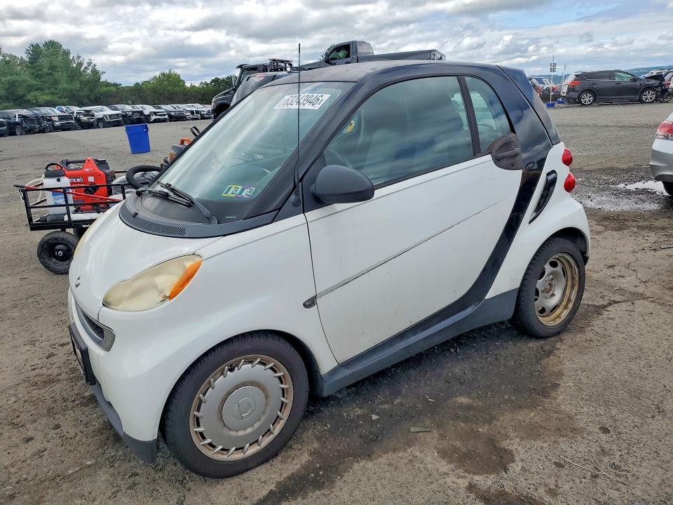 2011 SMART FORTWO WMEEJ3BA6BK439027