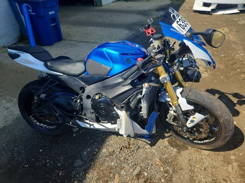 2011 SUZUKI GSX750 JS1GR7MAXB2104349