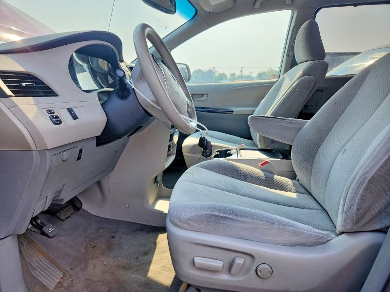 5TDKK3DC5BS099391 2011 TOYOTA SIENNA photo no. 7