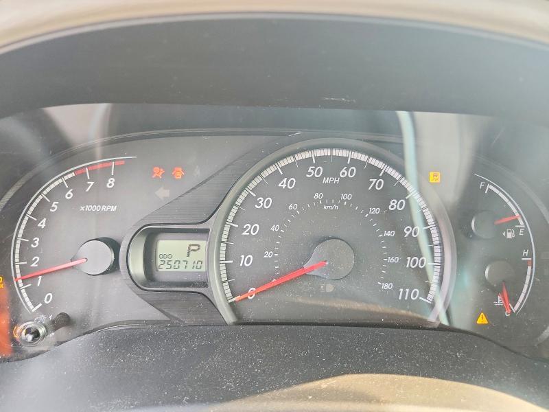 5TDKK3DC5BS099391 2011 TOYOTA SIENNA photo no. 9