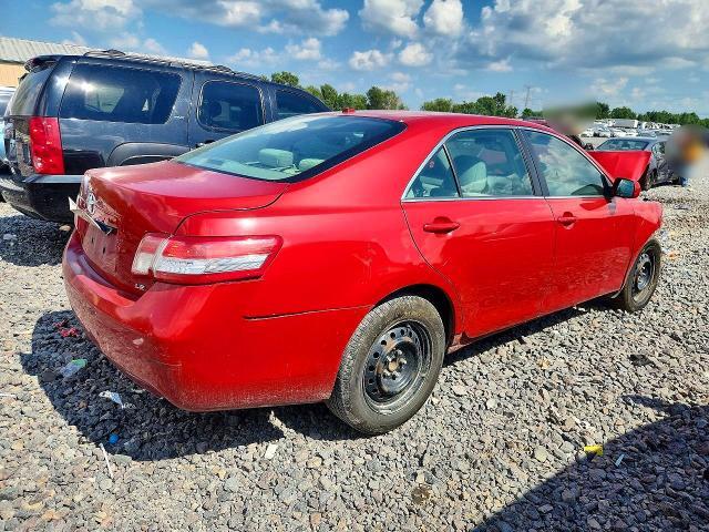 2011 TOYOTA CAMRY LE — Фото 3 из 12