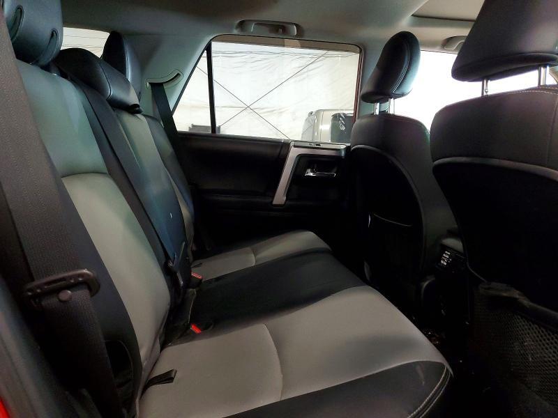 2015 TOYOTA 4RUNNER SR5 PREMIUM — Фото 11 из 14