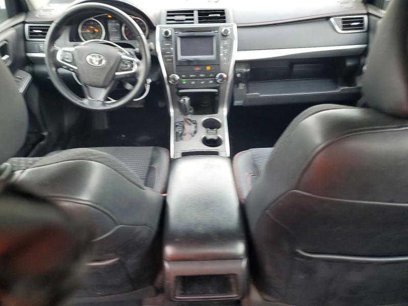2015 TOYOTA CAMRY SE — Фото 8 из 12