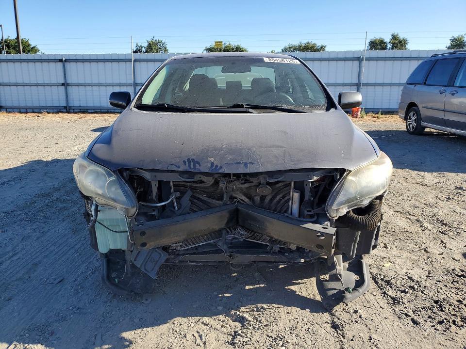 2T1BU4EE0BC717659 2011 TOYOTA COROLLA photo no. 5