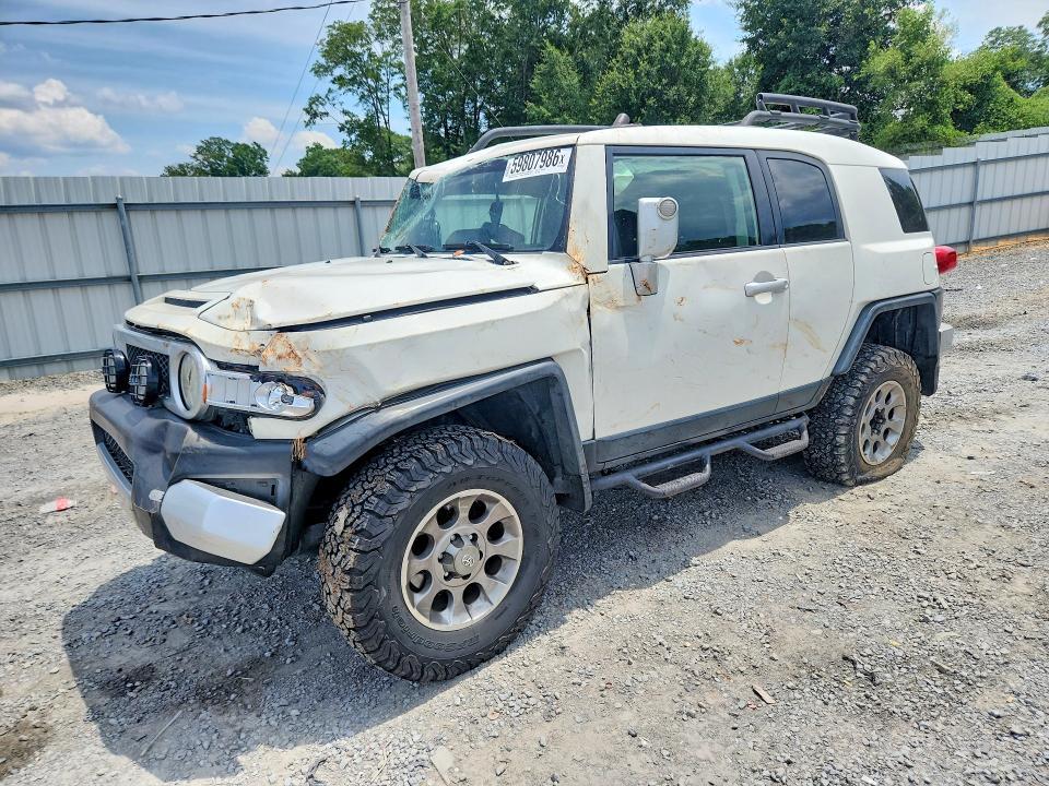 2011 TOYOTA FJ CRUISER JTEBU4BF9BK103183