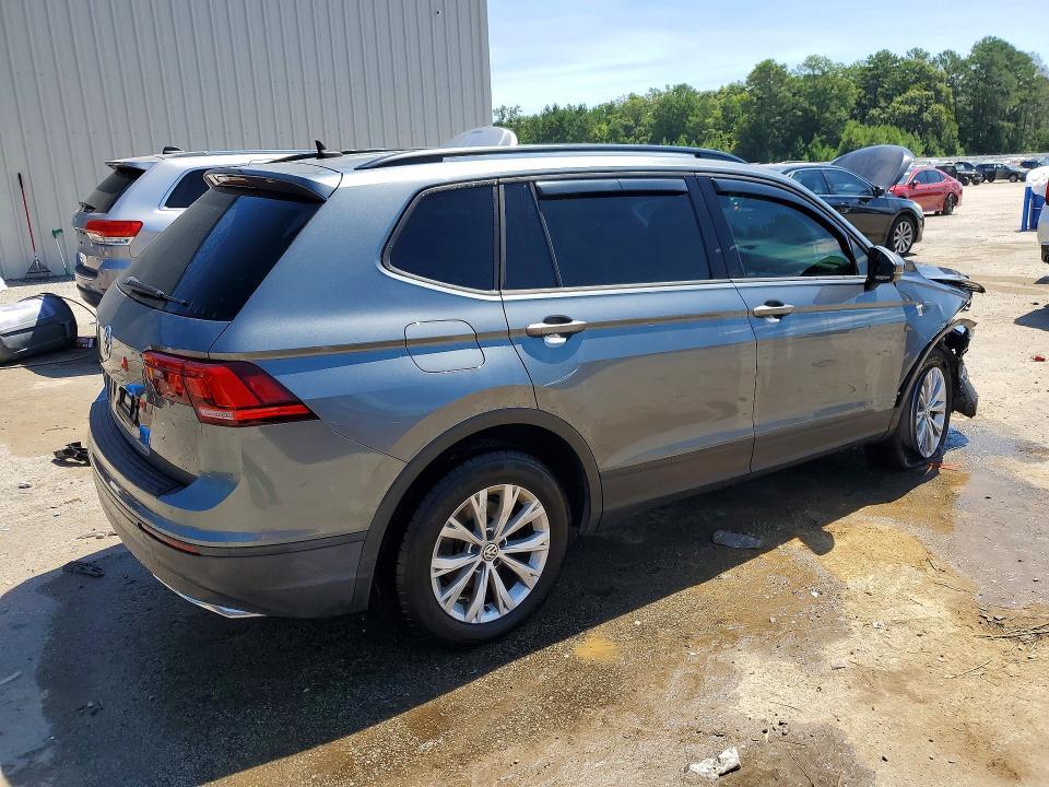 2020 VOLKSWAGEN TIGUAN S — Фото 3 из 13