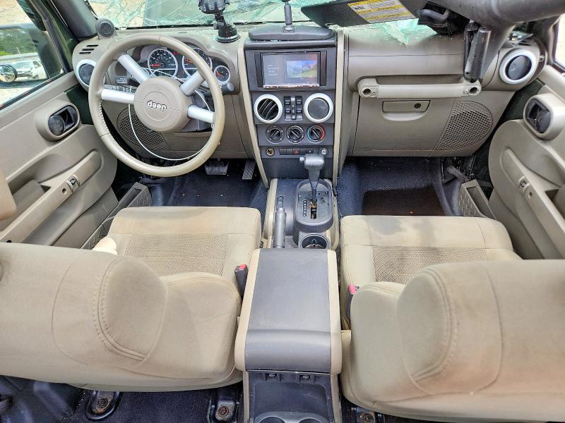 2008 JEEP WRANGLER UNLIMITED SAHARA — Фото 8 из 12