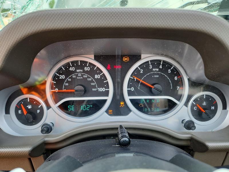 2008 JEEP WRANGLER UNLIMITED SAHARA — Фото 9 из 12