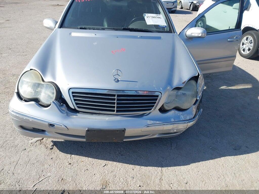 WDBRF81J04F536427 2004 MERCEDES-BENZ C 240 photo no. 6