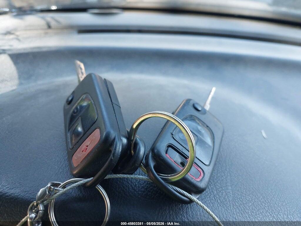 WDBKK65F04F303333 2004 MERCEDES-BENZ SLK 320 photo no. 11