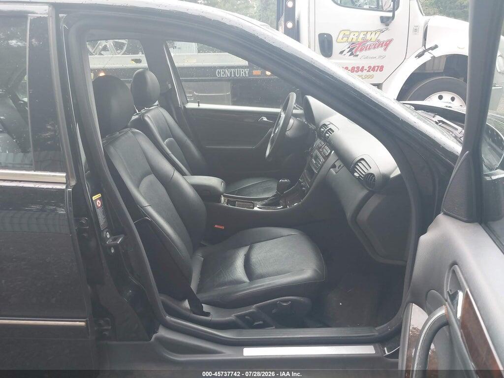 WDBRF81J74F448376 2004 MERCEDES-BENZ C 240 photo no. 5