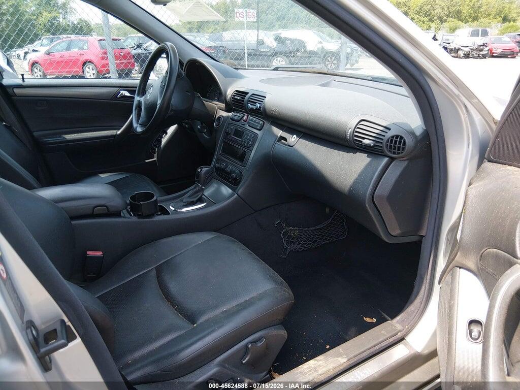 WDBRF40J94F482457 2004 MERCEDES-BENZ C 230 photo no. 5