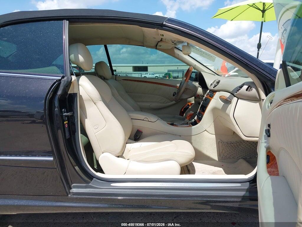 WDBTK75G04T009600 2004 MERCEDES-BENZ CLK 500 photo no. 5