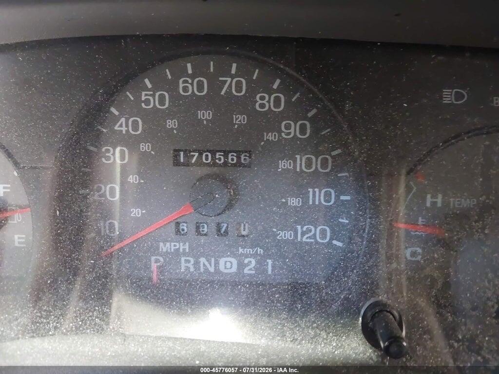 2MEFM74W54X642144 2004 MERCURY GRAND MARQUIS photo no. 7