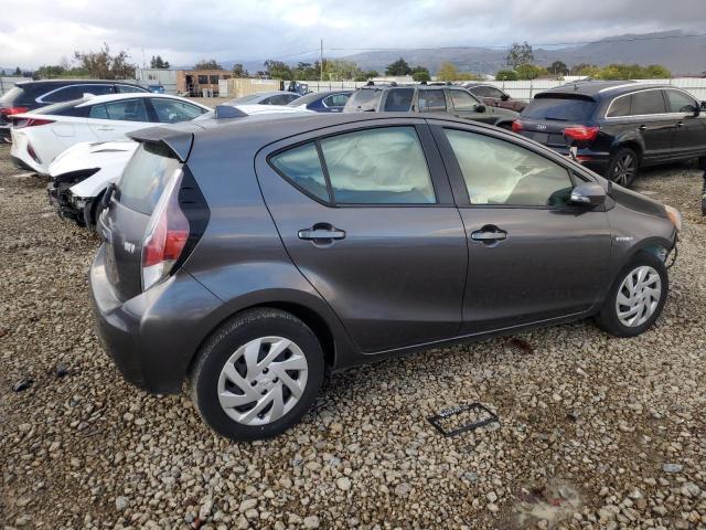 2015 TOYOTA PRIUS C — Фото 3 из 12