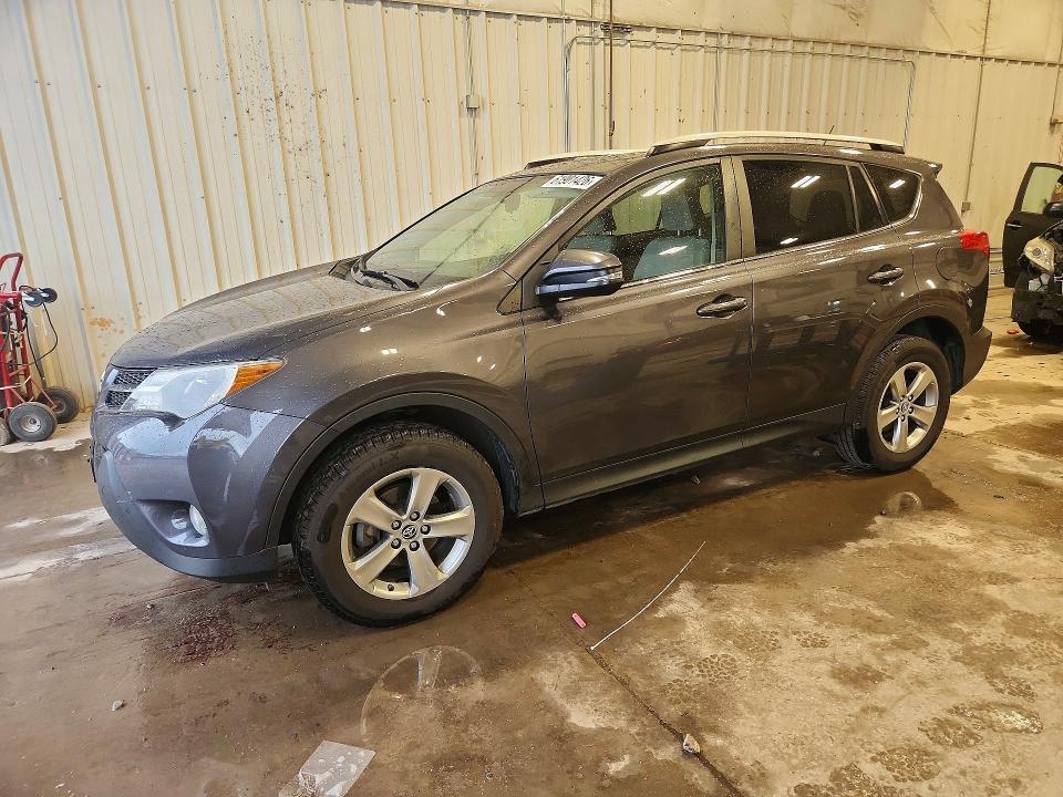 JTMRFREV9FJ021608 2015 TOYOTA RAV4 photo no. 1