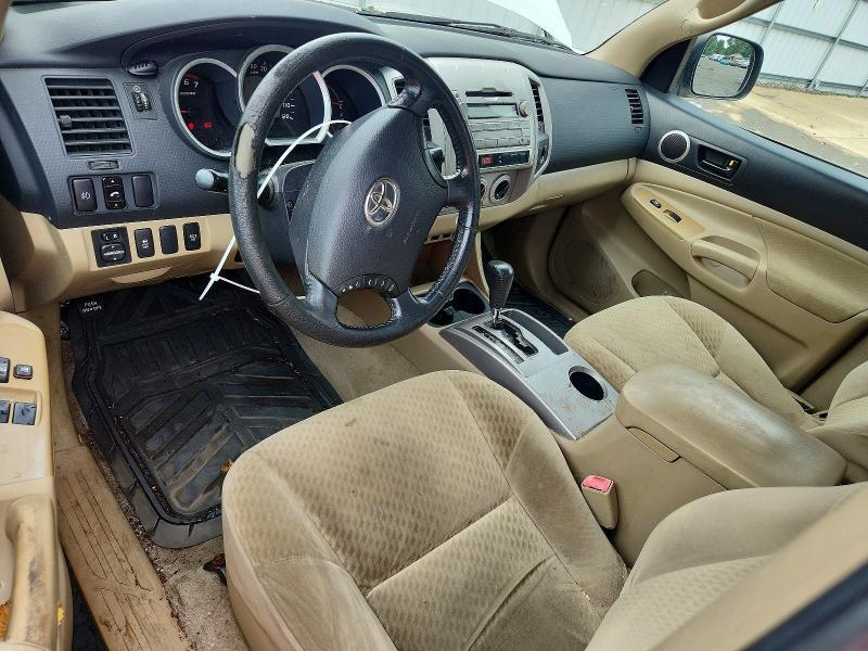 2011 TOYOTA TACOMA V6 — Фото 8 из 12