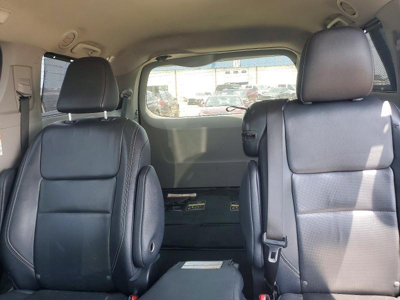 2015 TOYOTA SIENNA SPORT — Фото 10 из 13
