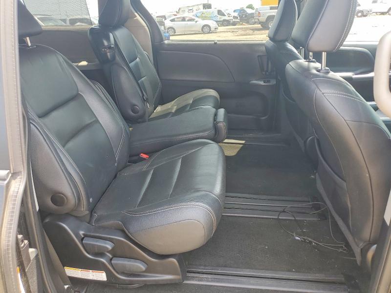 2015 TOYOTA SIENNA SPORT — Фото 11 из 13